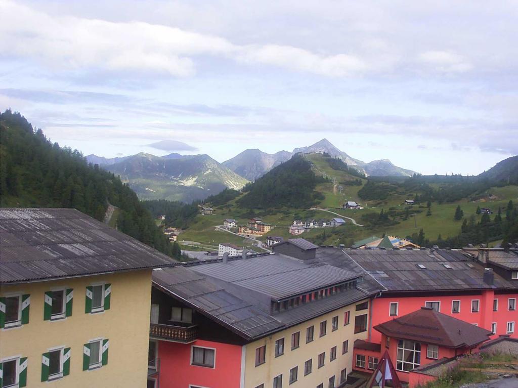 4.LC8.info_Kantenschleifer_002.JPG