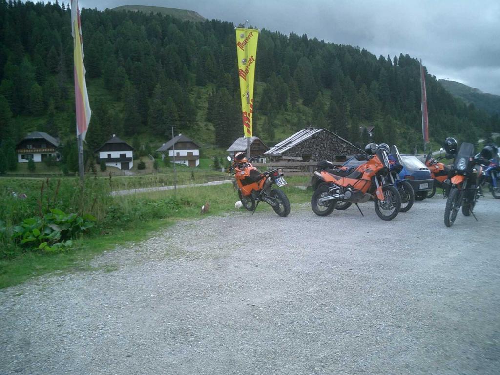 4.LC8.info_JonathanKelly_073.JPG