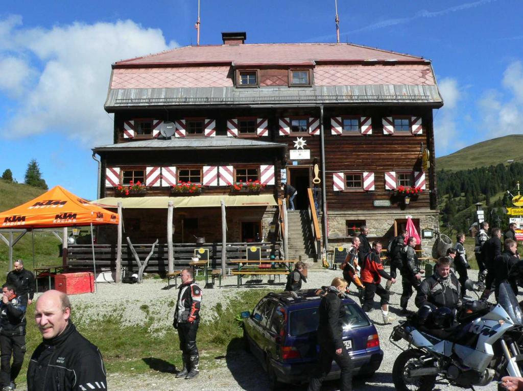 4.LC8.info_Adventure09_005.JPG