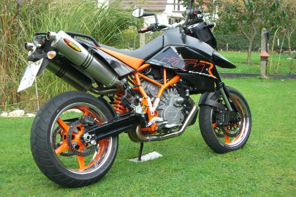 KTM_950_SMR.jpg