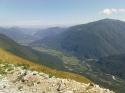 Am Stol, SLO - Blick ins Tal auf Potoki / Kred